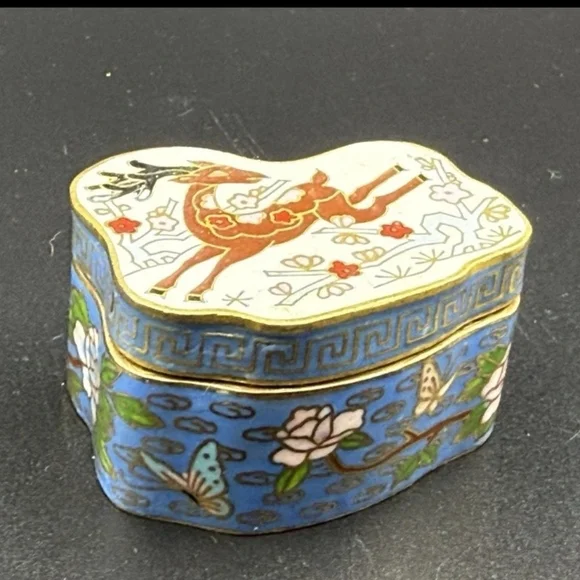 NFS Reserve Vintage Miniature Cloisonne Trinket Box Deer - Picture 3 of 12